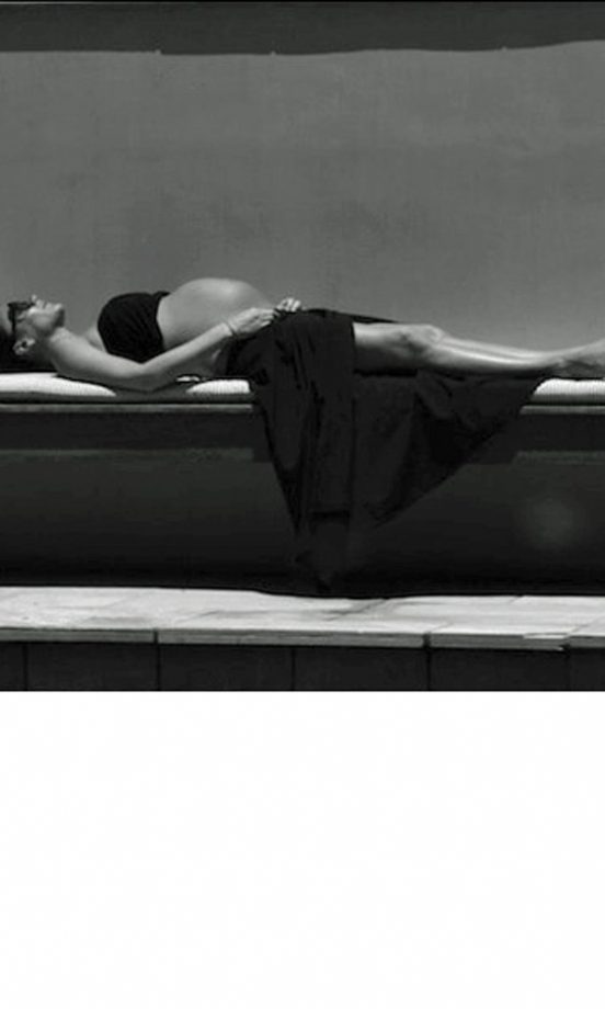 Victoria Beckham Pregnancy Twitter Picture Posted By David Beckham, June 2011