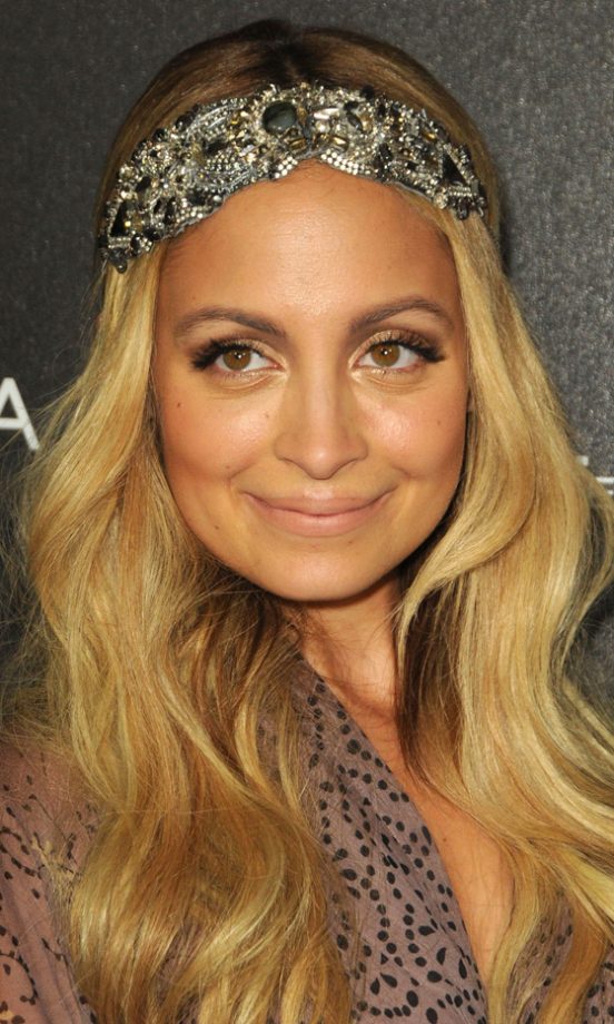 Nicole Richie Adds Interest To Her Beach Waves With A Jewelled Hair Accessory, 2011