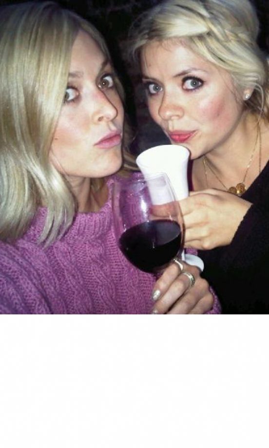 Fearne Cotton And Holly Willoughby Twitter Picture, June 2011