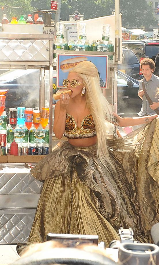 Lady Gaga On A Photoshoot With Annie Leibovitz
