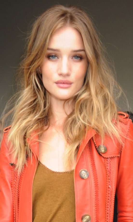 Rosie Huntington-Whiteley's Going A Bit Dip-Dye But Keeping It Subtle And Pretty