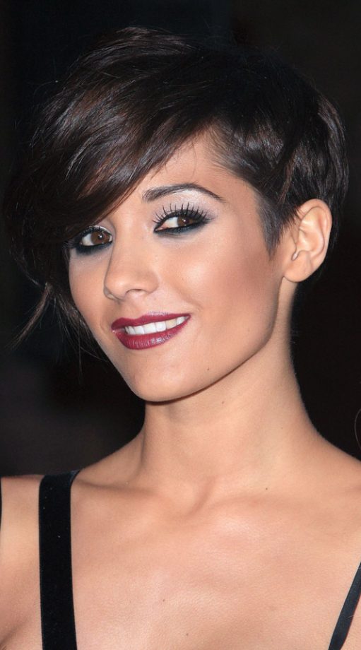 Frankie Sandford Does Sexy And Demure For The Christmas Carol Film Premiere, 2009