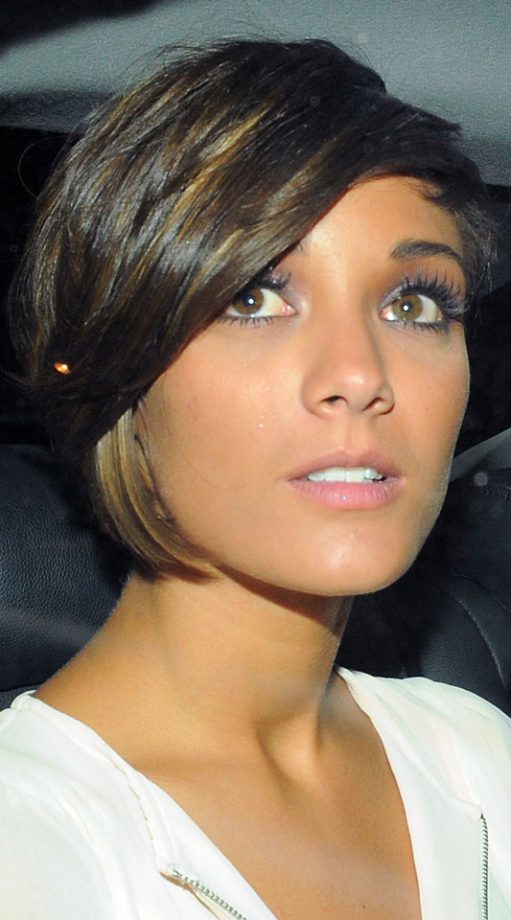 Frankie Sandford Adds Interest To Her Hair With A Few Honey Highlights, 2010