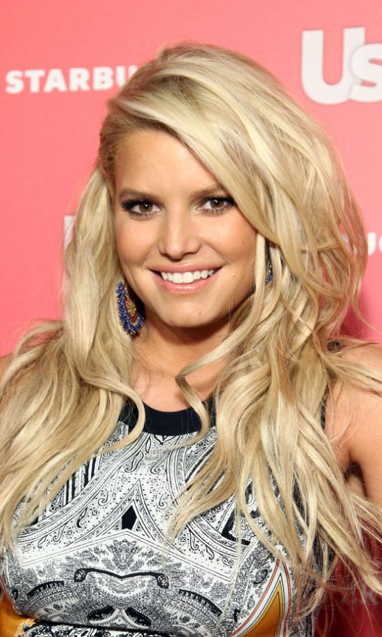 Jessica Simpson With A Blonde Hairstyle