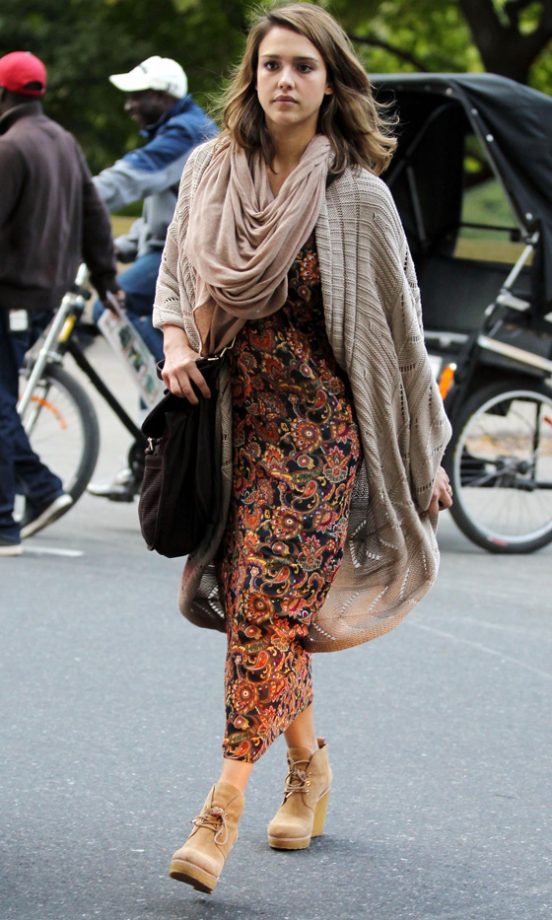 Jessica Alba Shows Us How To Wrap Up In Style With Chunky Layers, 2011