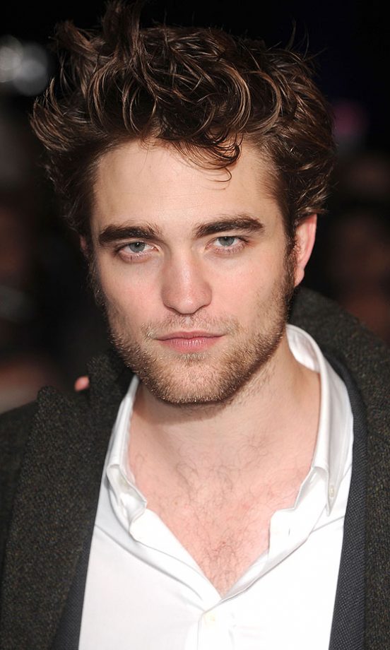 Robert Pattinson At The Twilight Saga: New Moon, Fan Party In London 2009