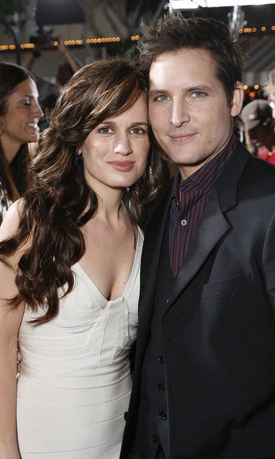 Elizabeth Reaser And Peter Facinelli At The Twilight Saga: New Moon Film Premiere In LA, 2009