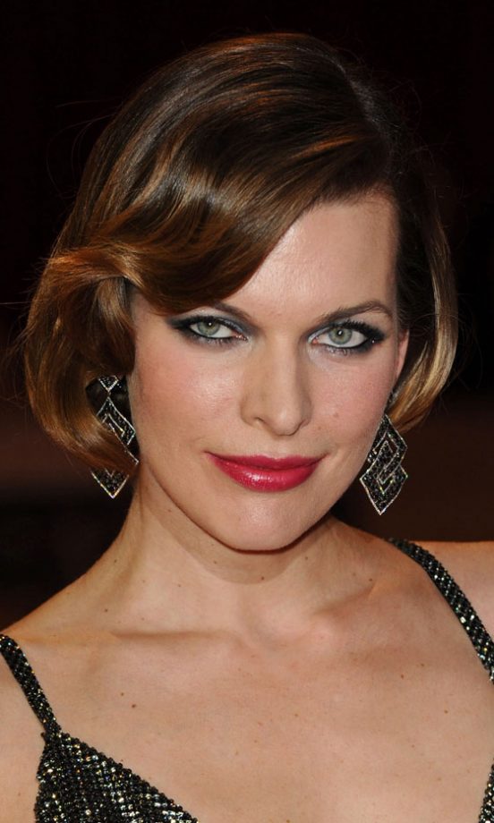 Milla Jovovich Styles Her Short Hair With A Soft Wave For A Vintage '40s Hairstyle, 2011