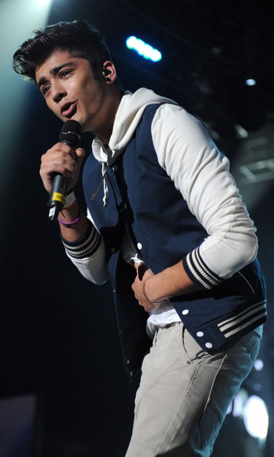 Zain From One Direction Performing At The BBC Radio 1 Teen Awards, October 2011