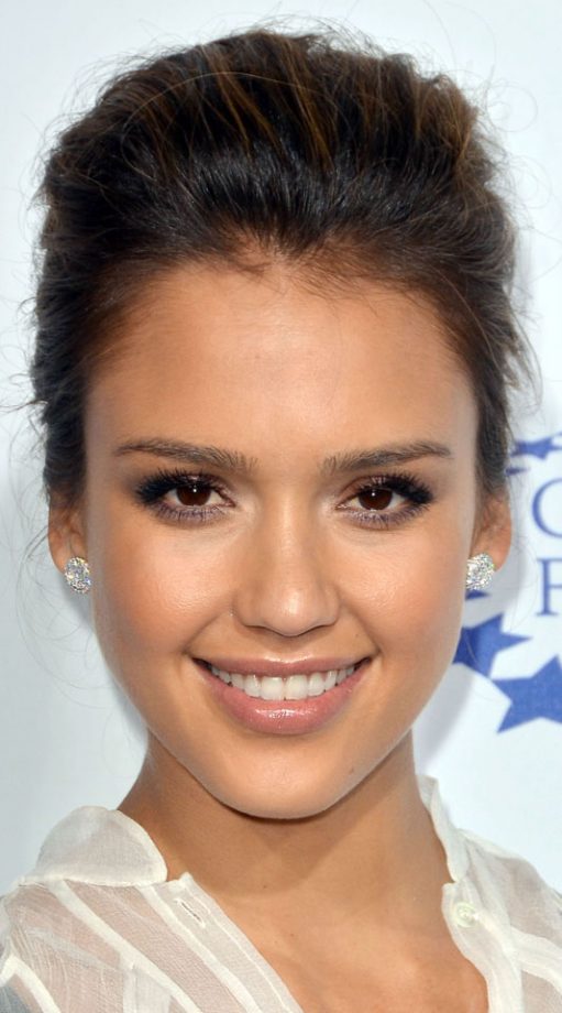 Jessica Alba Adds A Quiff For Some Stylish Volume, 2011