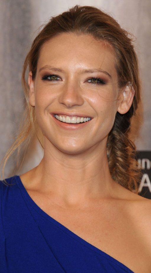 Anna Torv Keeps It Simple With A Fishtail Plait, 2011