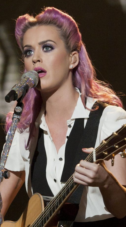 Katy Perry Goes Girly Glam WIth Her Pink Hair To Suit Her Androgynous Outfit, 2011