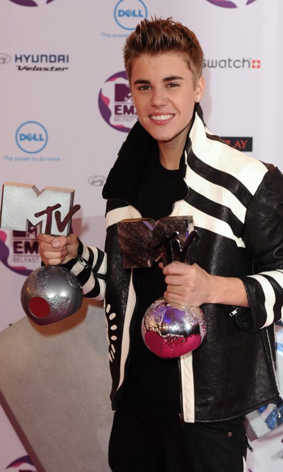 Justin BieberPicked Up The Best Pop Award At The MTV Europe Music Awards 2011