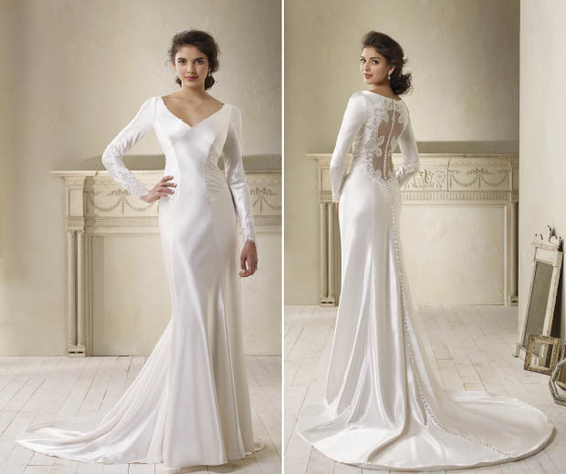 We love this gorgeous replica of the wedding dress Kristen Stewart wore in Breaking Dawn Part 1