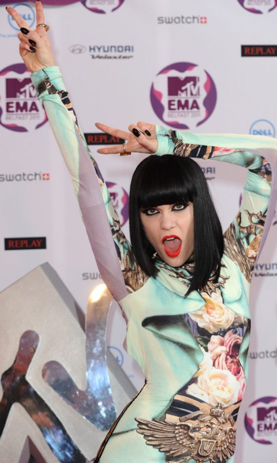 Jessie J Strikes Her Best Pose At The MTV Europe Music Awards 2011