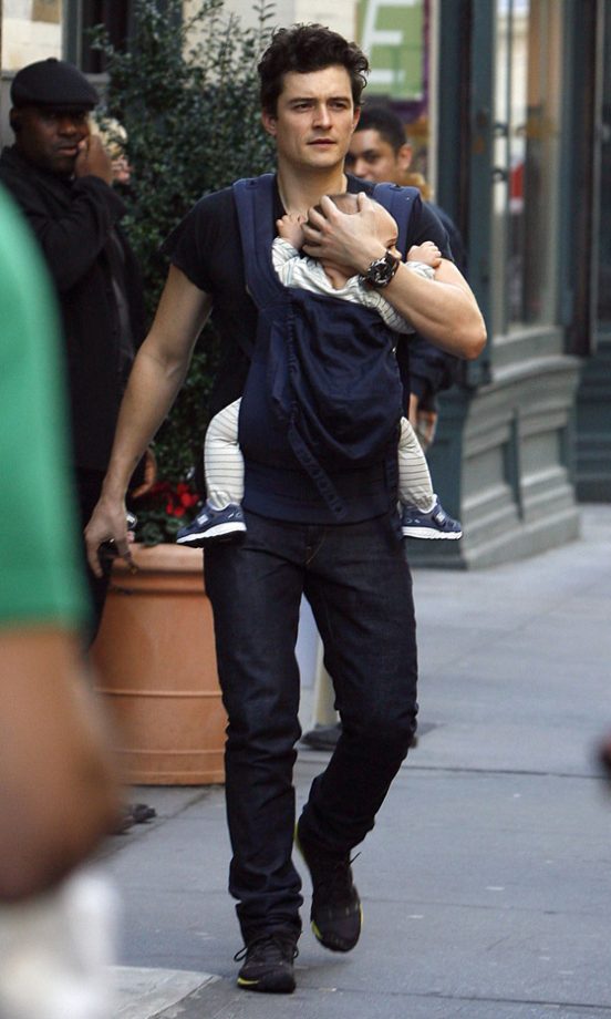 One For The Photo Album: Orlando Bloom And Baby Flynn Went For A Walk In New York, 2011