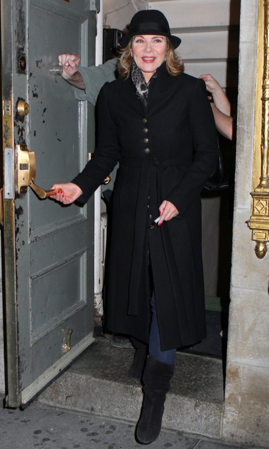Kim Cattrall Braved The Big New York Chill Wearing A Classic Black Coat And Jeans, 2011