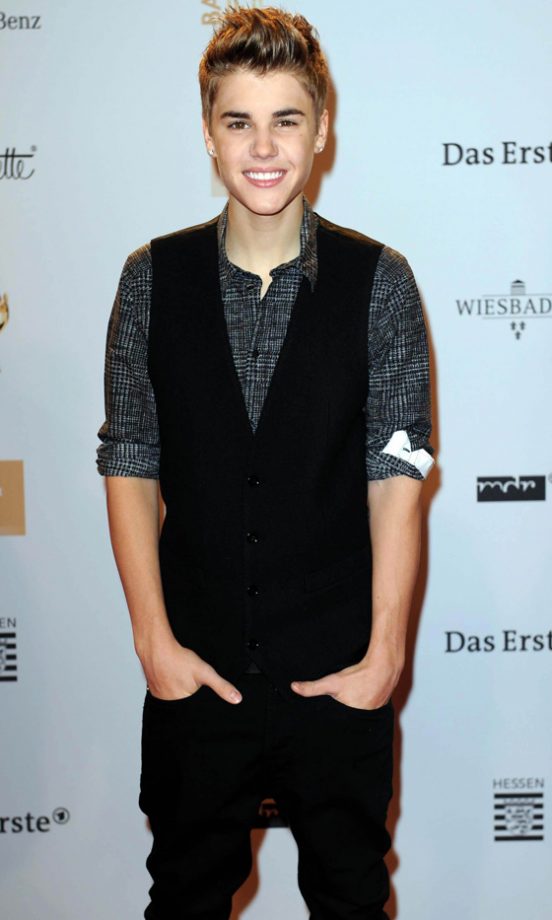 Justin Bieber Was All Smiles At The Bambi Awards 2011 After Winning Best Entertainer
