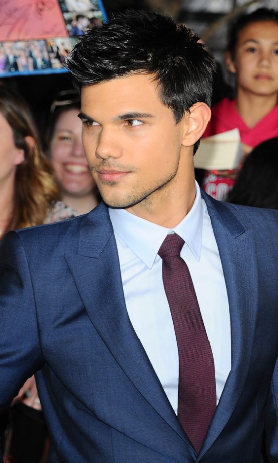 Taylor Lautner At The LA Premiere Of Twilight: Breaking Dawn, 2011