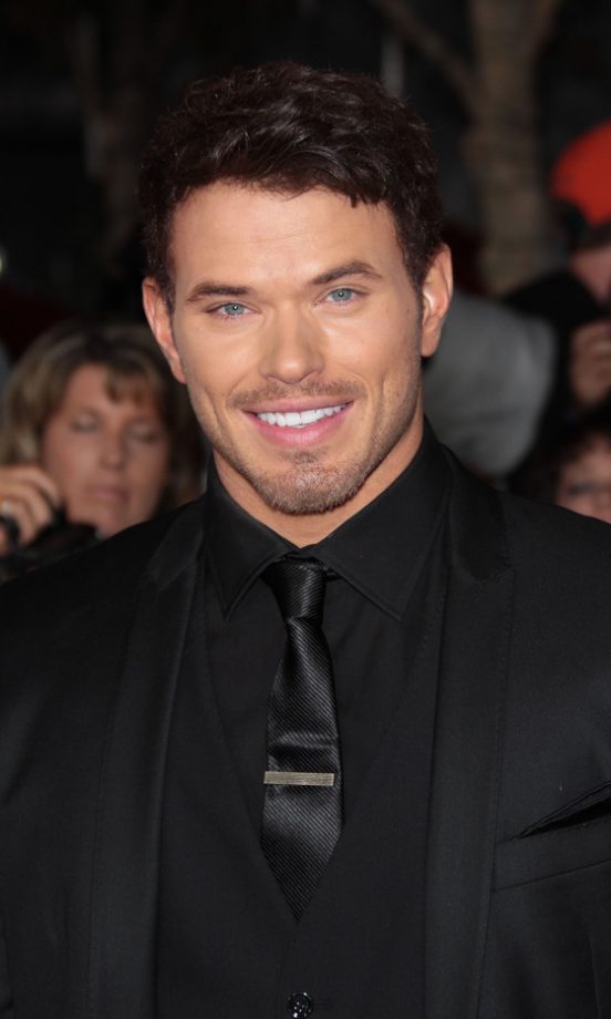 Kellan Lutz At The LA Premiere Of Twilight Breaking Dawn Part 1, 2011