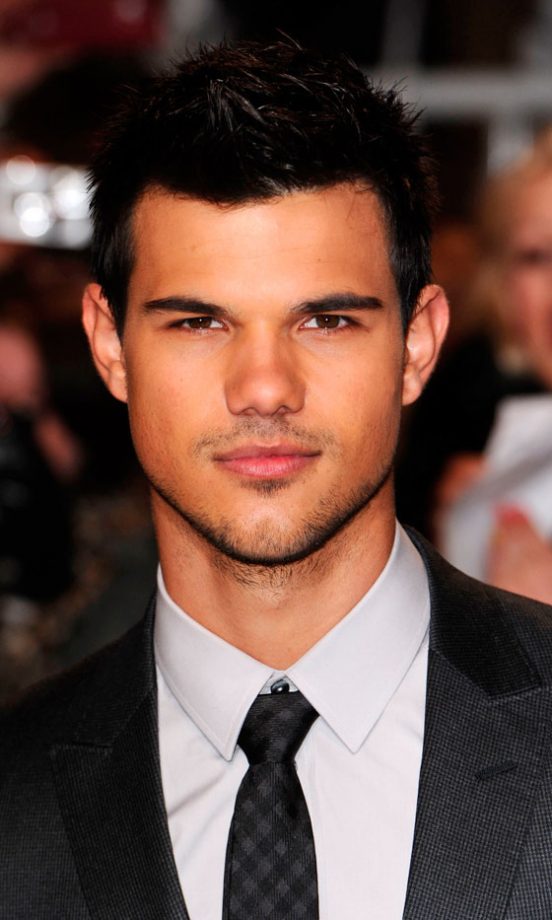 Taylor Lautner At The London Premiere Of Twilight: Breaking Dawn - Part 1, 2011