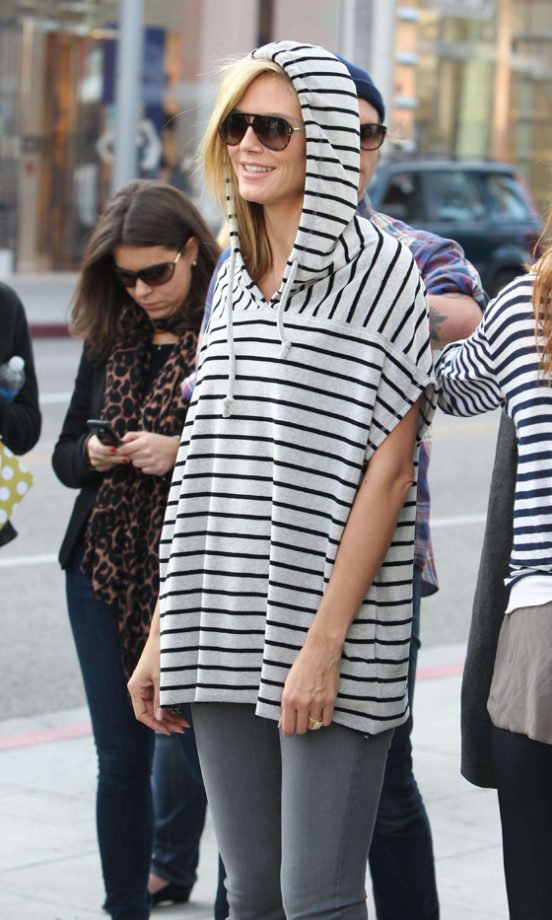 Heidi Klum Proved She Can Model Just About Anything By Making A Simple Hoodie Look Oh So Fab, 2011
