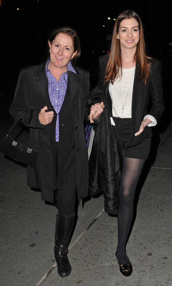 Anne Hathaway Was Spotted Wearing The Celebrity Fashion Must-Have Of The Moment: Cat Slippers, 2011