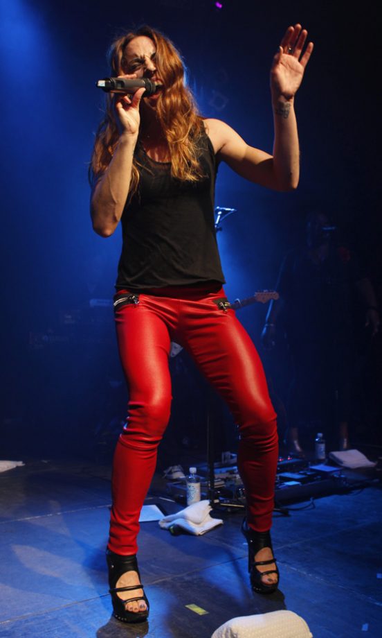 Melanie Chisholm Returned To The Stage In Red Leather Trousers In Germany - Loving Her New Style