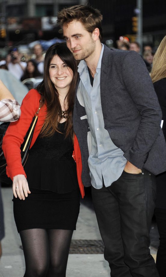 Robert Pattinson Makes The Year For A Twilight Fan In New York, 2011