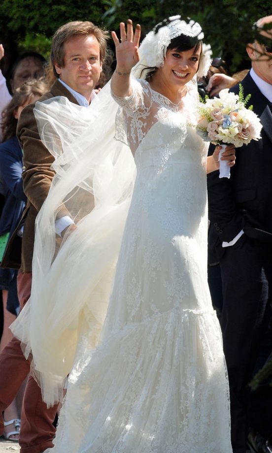 Lily Allen Wed Her Beau Sam Cooper In A Vintage-Inspired Lace Wedding Dress By Delphine Manivet - And Revealed She Was Pregnant, Too! 2011