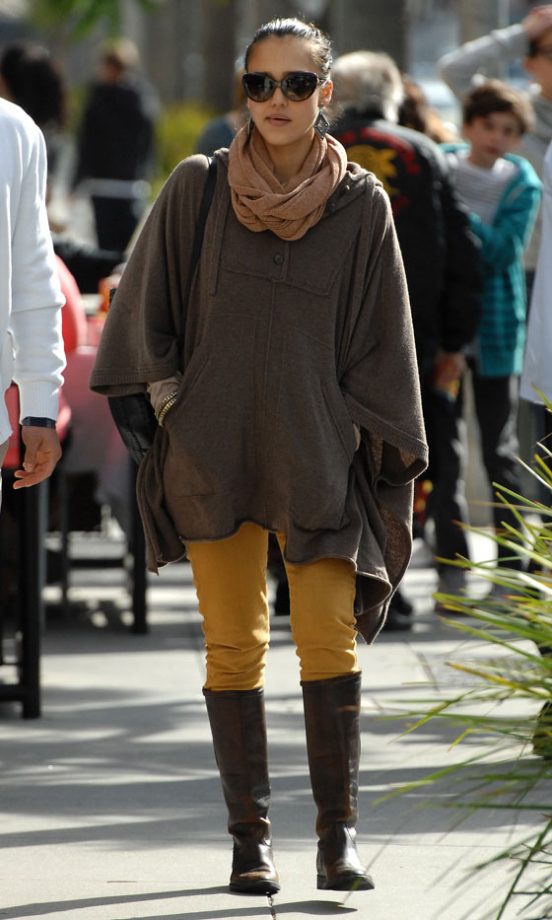 Jessica Alba Wore This Season's Hottest Trend - Coloured Jeans - While Out In LA. 2011