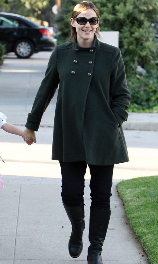 Jennifer Garner Covered Up Her Baby Bump In A Chic, Military-Inspired Coat. 2011