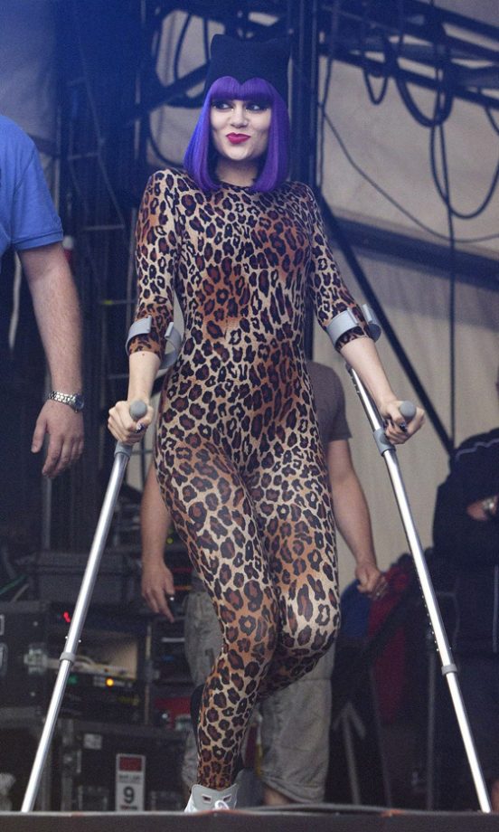 Jessie J Hobbles On Stage Wearing A Leopard Print Leotard At The Big Chill Festival, 2011