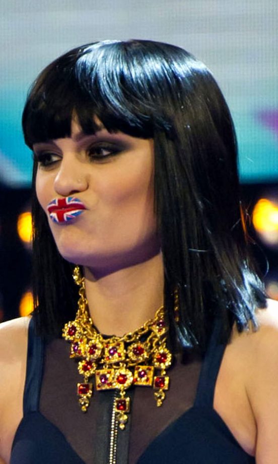 Jessie J Shows Off Her Unique Make-Up Look, June 2011