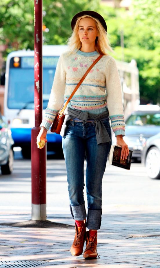 Isabel Lucas Out And About In Sydney, Australia, 2011