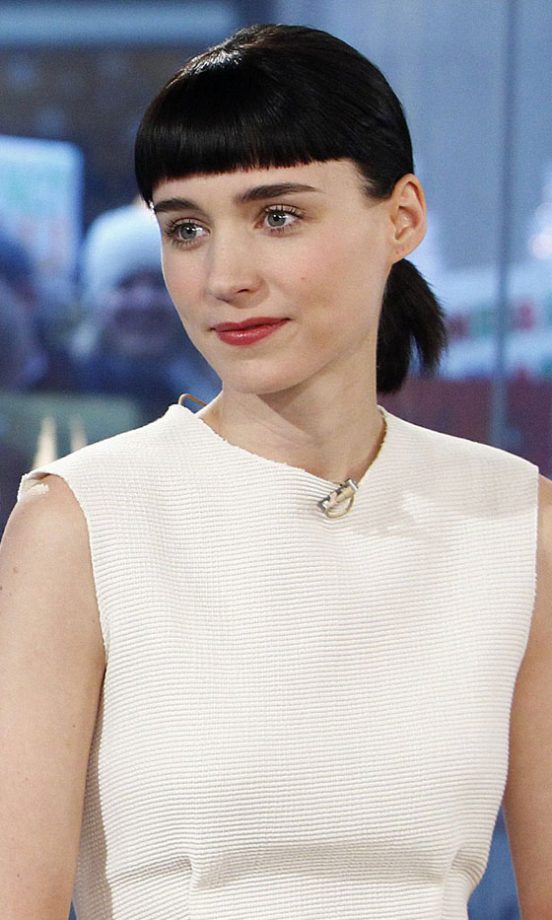 Rooney Mara's Fringe Is Sharp And Sleek - We Love It. 2011
