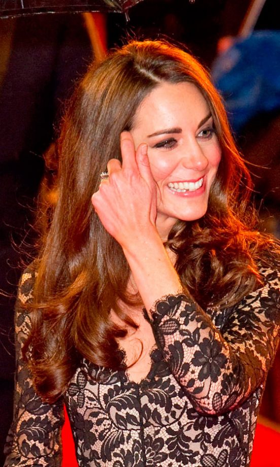 Kate Middleton Teamed Her Temperley Dress With A Diamond Bracelet On The Red Carpet At The London Premiere Of War Horse, 2012