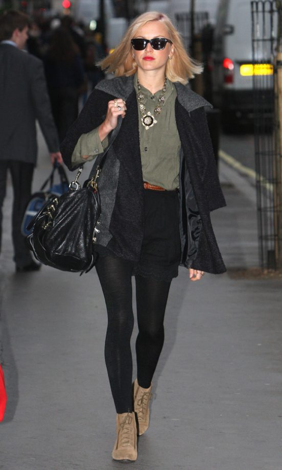 Queen Of Casual Cool Fearne Cotton Hit The London Streets Working Another Fab Outfit