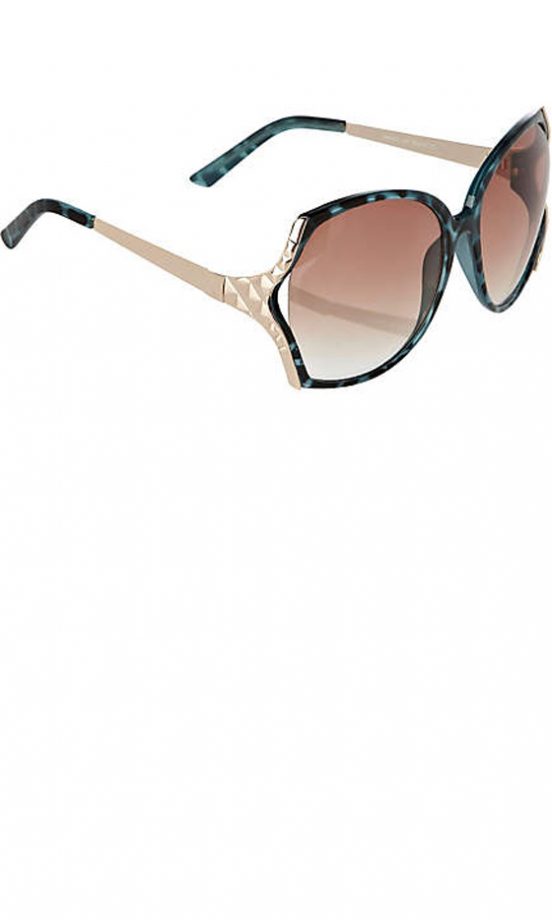 9. River Island Blue Print Oversized Sunglasses, £14