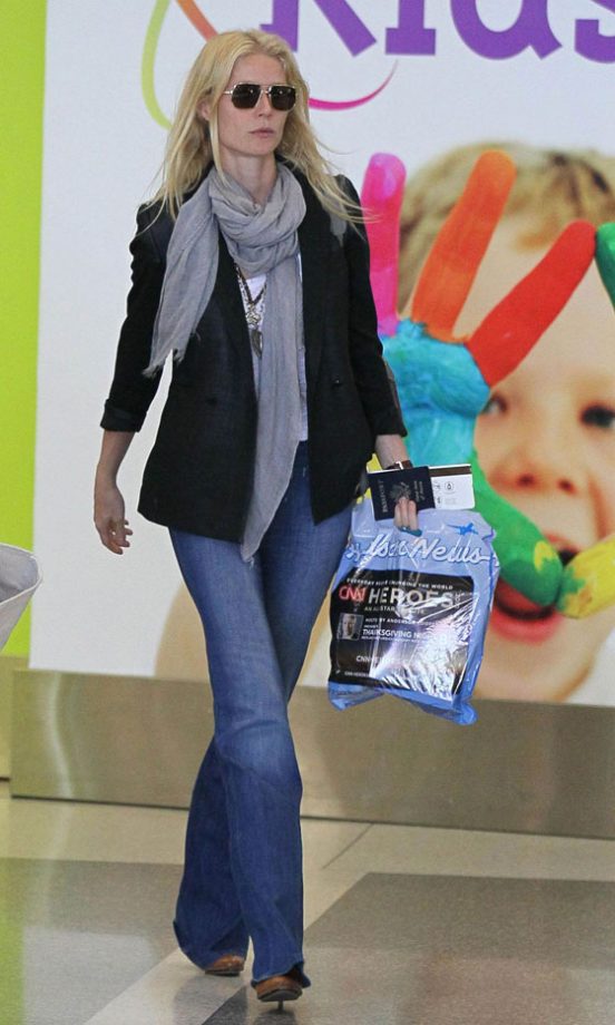 Gwyneth Paltrow Gives A Masterclass In Layering At LAX Airport, 2011