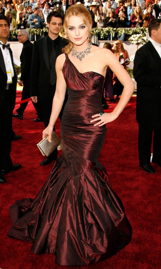 Keira Knightley Wearing Vera Wang At The Oscars, 2006