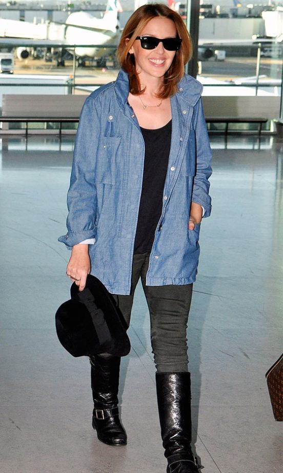 Kylie Minogue In Dressed Down Denim At Heathrow Airport, December 2009