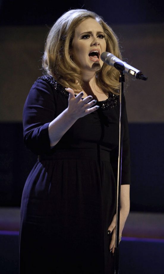 Adele Performed On The Jonathan Ross Show In Her Trademark Black Dress And Bouffant Hairstyle. 2011