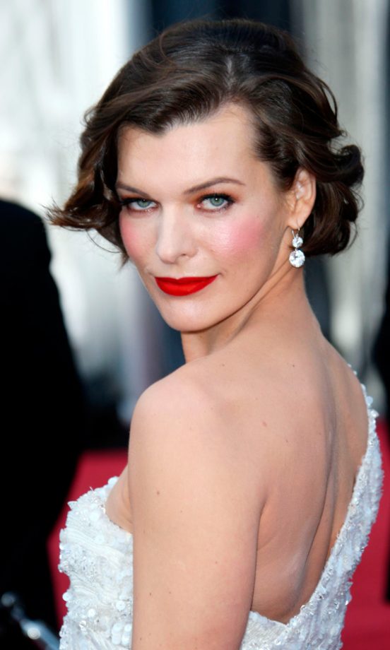 Milla Jovovich At The Oscars 2012