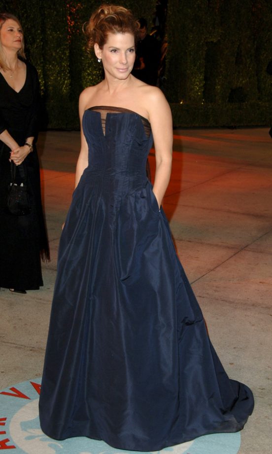 Sandra Bullock Wearing Angel Sanchez At The Oscars, 2006