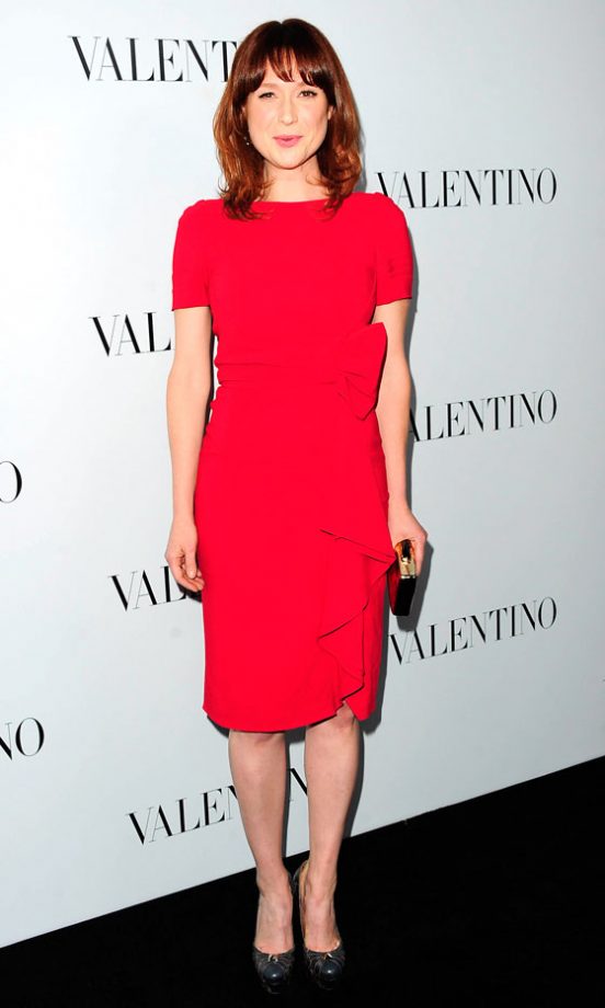 Elle Kemper Clashes Her Hair With A Valentino-Red Dress, We Love! 2012