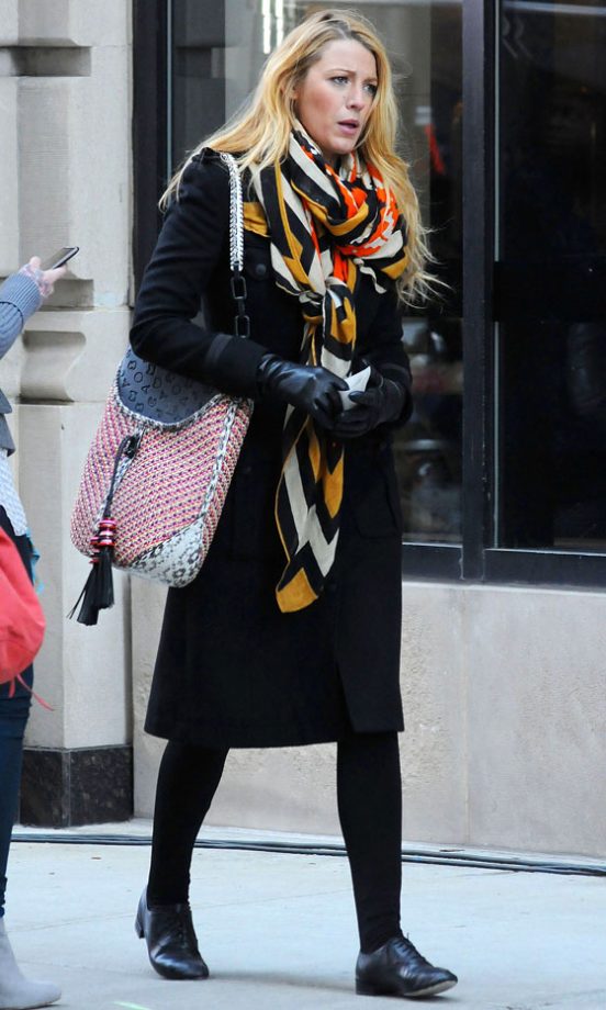 Blake Lively Looking Stylish And Warm On The Set Of Gossip Girl In New York, 2012