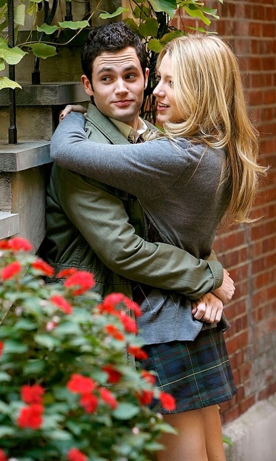 New Couple Dan Humphrey (Penn Badgley) And Serena Van Der Woodsen (Blake Lively) Share A Moment At School, 2007