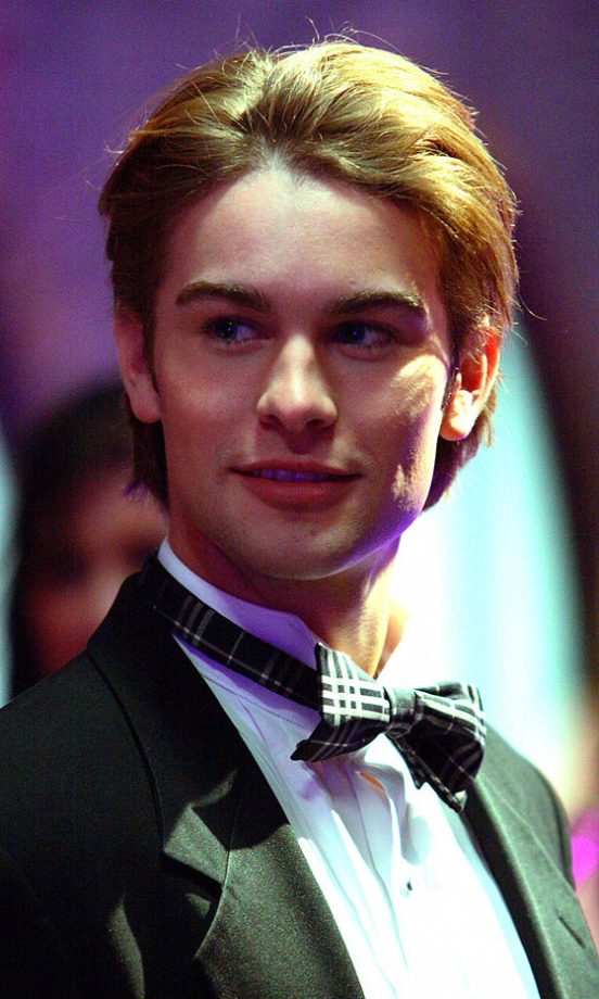 A Very Young Looking Chace Crawford As Nate Archibald, 2006
