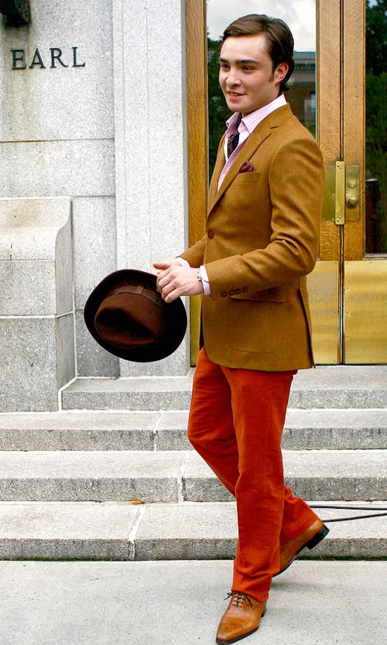 Ed Westwick As Chuck Bass In Gossip Girl Wears A Colourful Ensemble, 2008